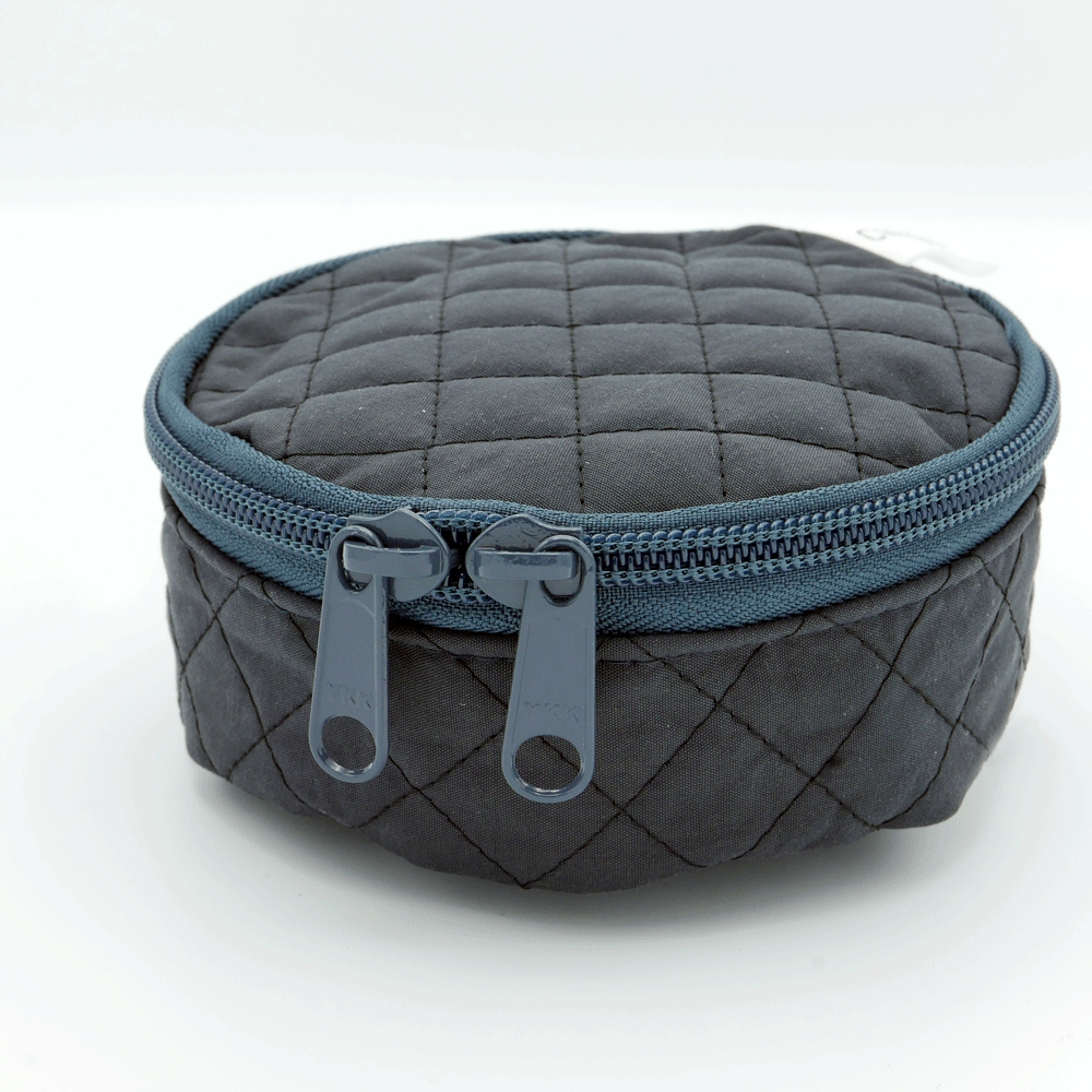 CLASKA Gallery ＆ Shop"DO"｜G&S DO　ナイロンキルティング 丸型ポーチ S
