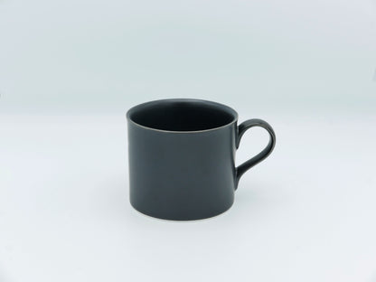 Axel（Jonas Lindholm）｜マグカップ　M