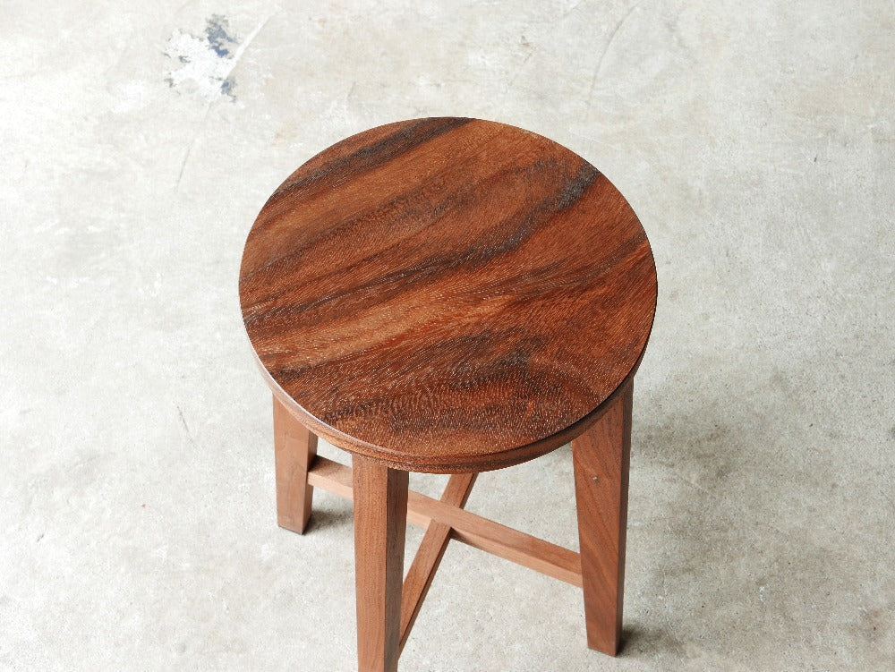 MUKU ten. mini｜「ハシキレ」丸スツール　H60cm　モンキーポッド一枚板〈F〉