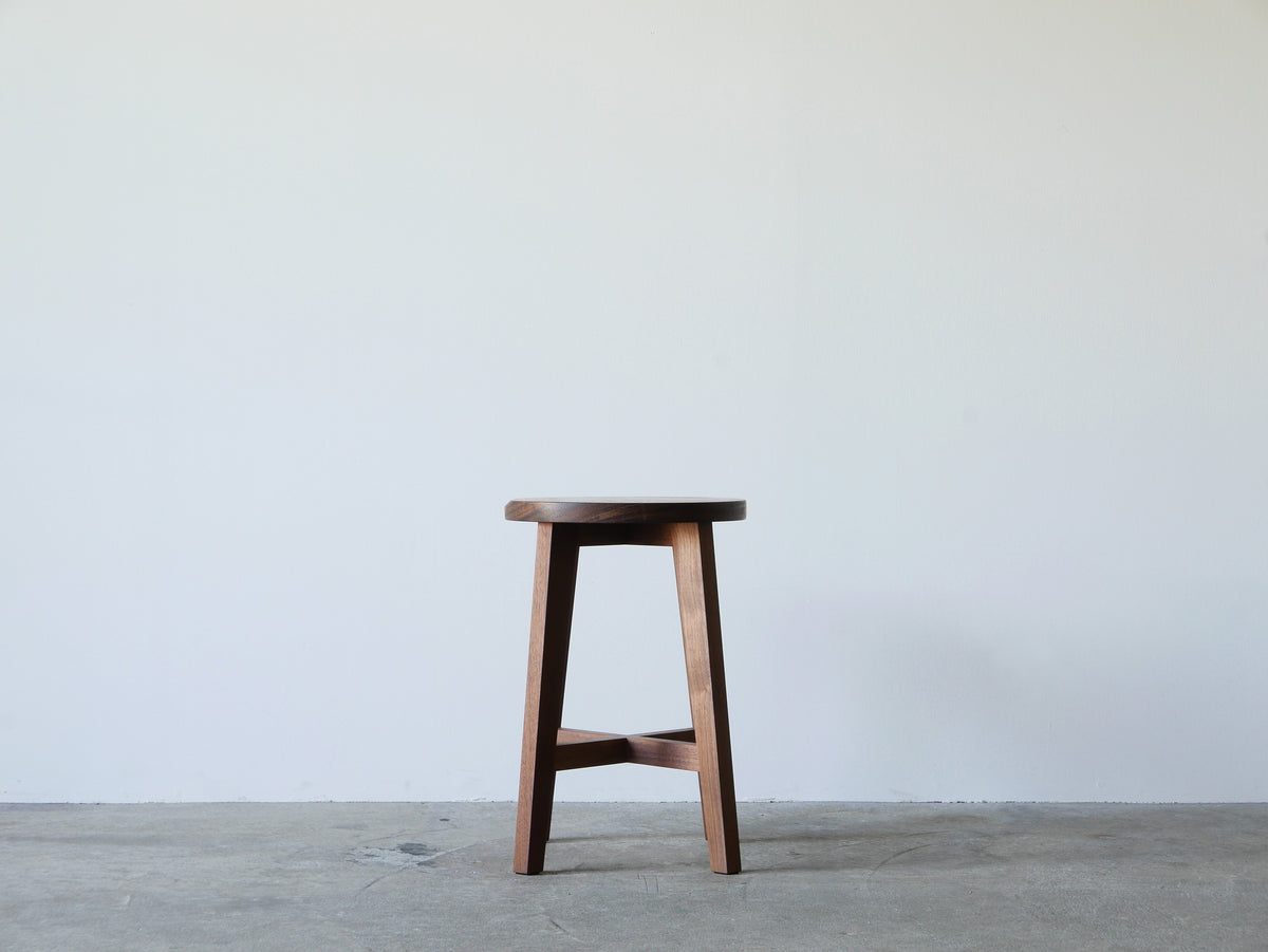 MUKU ten. mini｜「ハシキレ」丸スツール　H44cm　モンキーポッド一枚板〈B〉
