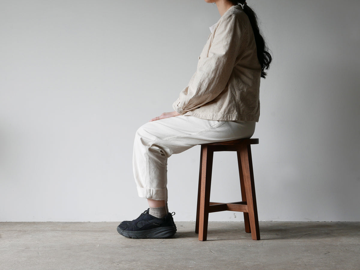 MUKU ten. mini｜「ハシキレ」丸スツール　H44cm　モンキーポッド一枚板〈C〉