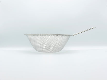柳宗理｜手付きパンチングストレーナー　16cm　19cm　23cm