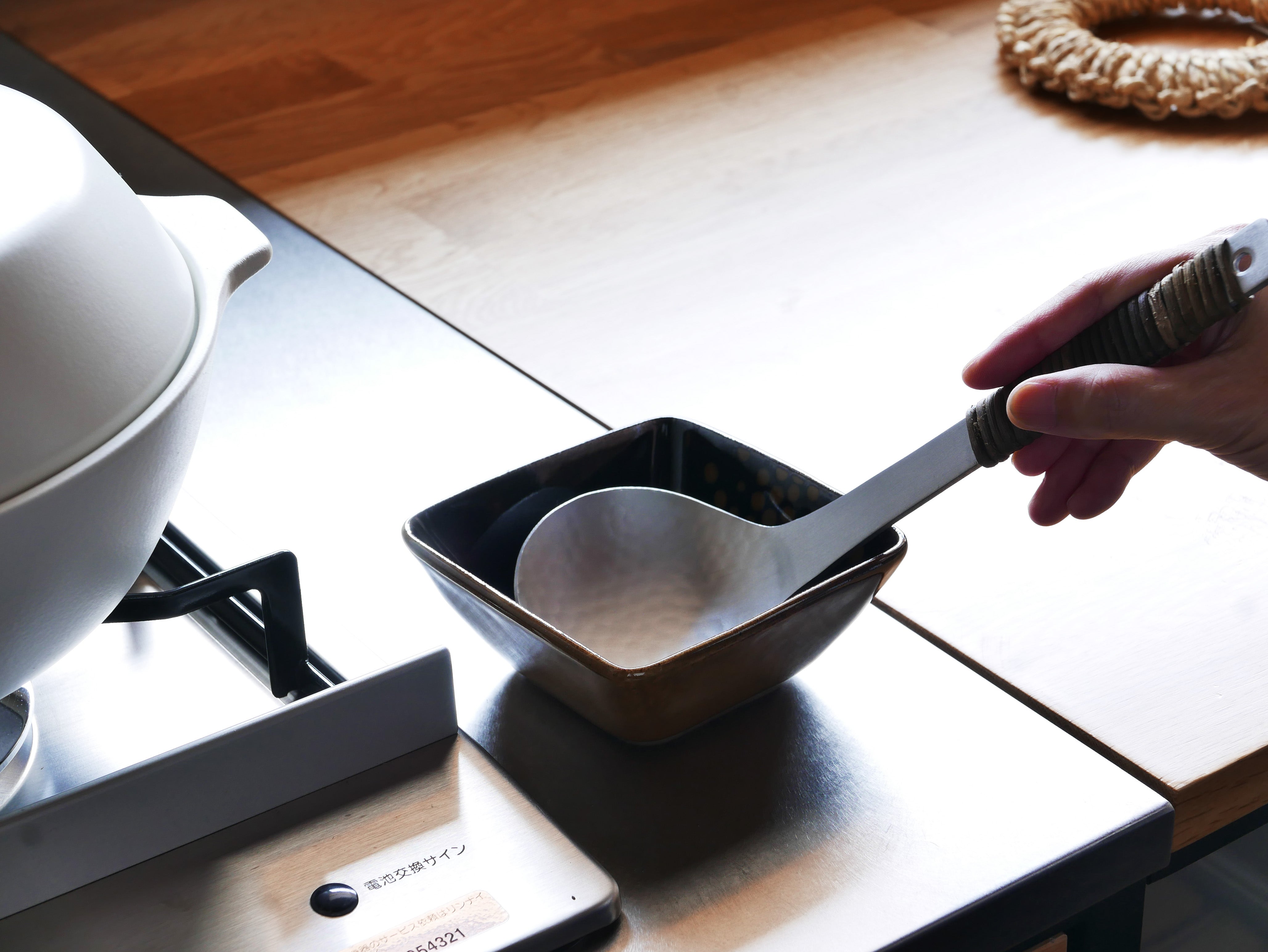 工房アイザワ｜アケビ巻お玉 穴あきお玉 中 槌目打– ハナレアルタナ