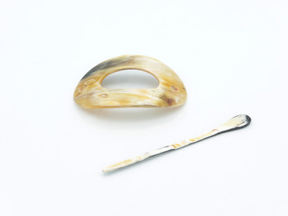KOST KAMM｜Hair ｃlip with stick　No.9436　水牛角　マジェステ