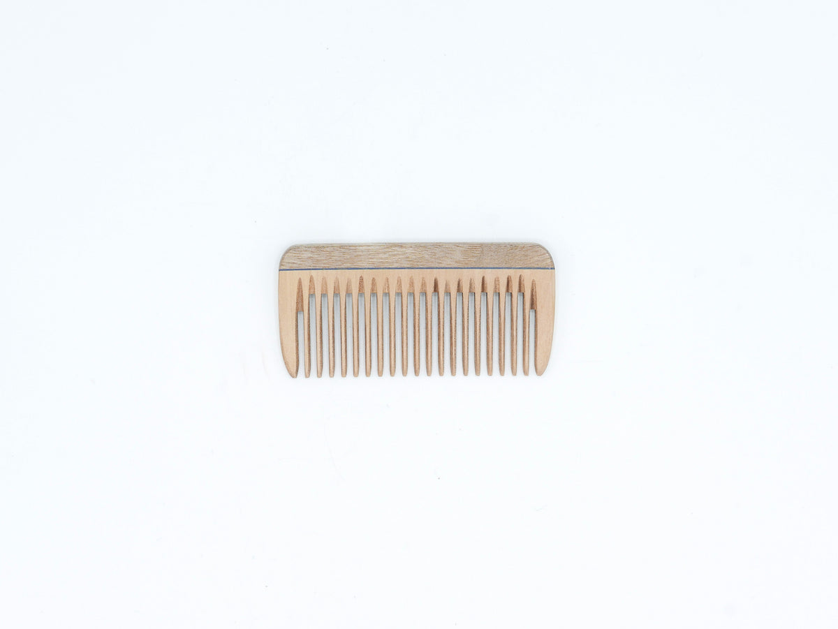 KOST KAMM｜Mini pocket comb　8cm/wide　No.19　天然木　ヘアコーム