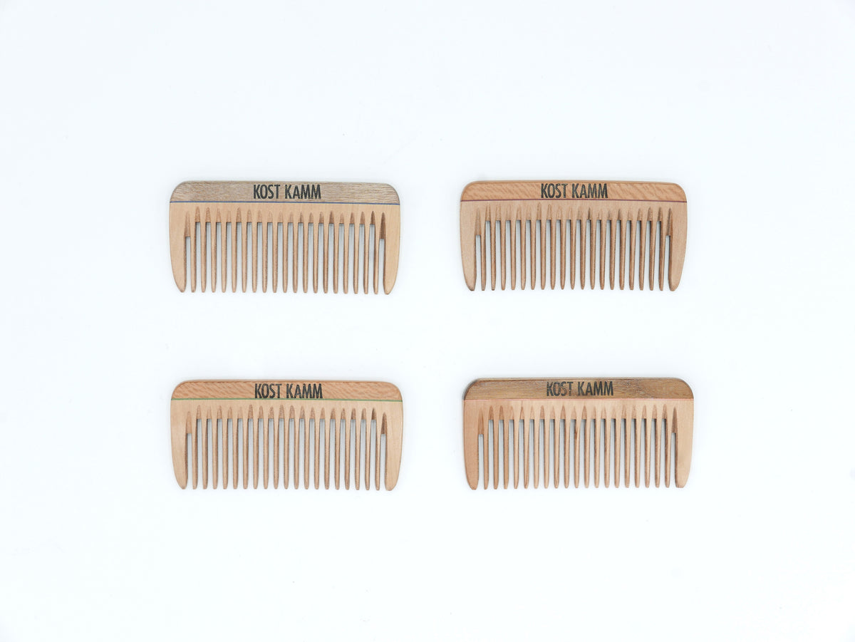KOST KAMM｜Mini pocket comb　8cm/wide　No.19　天然木　ヘアコーム