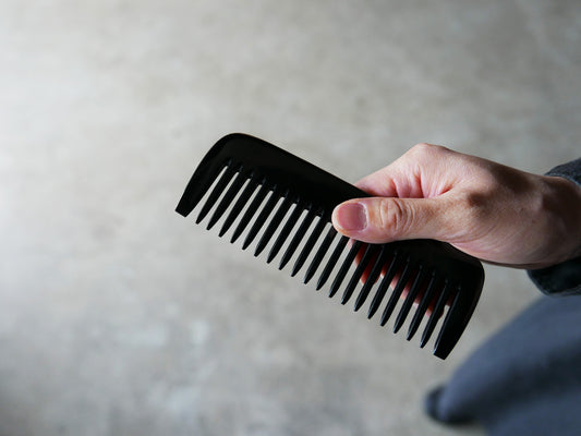 KOST KAMM｜Pocket Comb　Water Buffalo Horn / extra wide /13.5cm　No.100H　水牛角