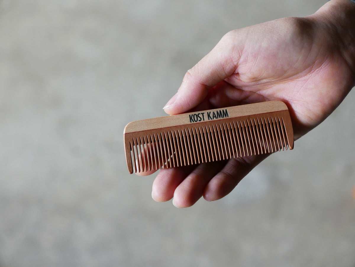 KOST KAMM｜Pocket comb 10cm / narrow No.200 天然木 ヘアコーム