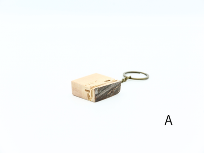 MUKU ten.mini｜「ハシキレ」キーホルダー（耳付き）　小