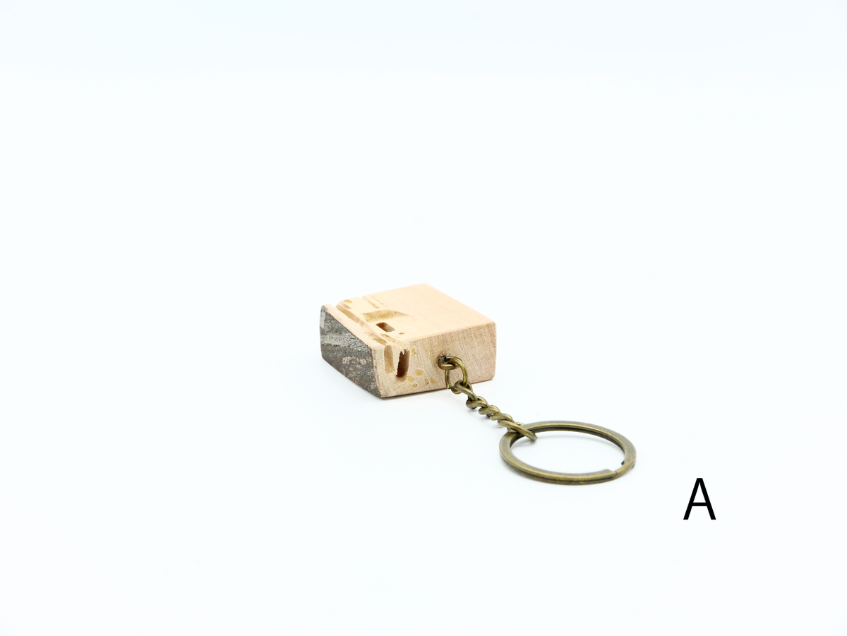 MUKU ten.mini｜「ハシキレ」キーホルダー（耳付き）　小