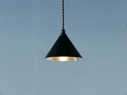 FUTAGAMI｜ペンダントランプ　円錐・半球　削り出し　黒ムラ（LED電球付）