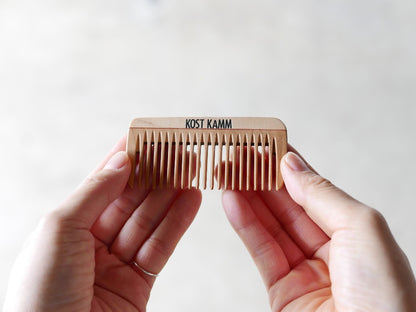KOST KAMM｜Mini pocket comb　8cm/wide　No.19　天然木　ヘアコーム